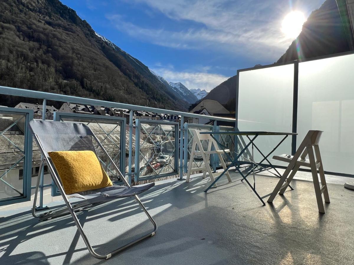 Centre Ville, T2 Avec Terrasse Et Parking Couvert. Cauterets Kültér fotó